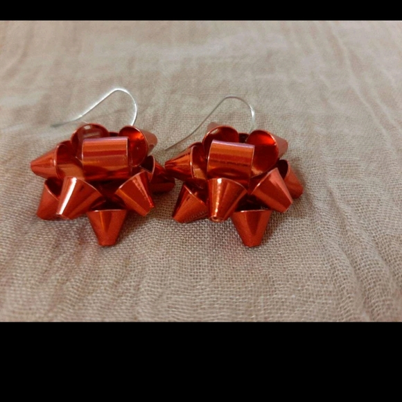 Dangle Bow drop earrings - Picture 10 of 16